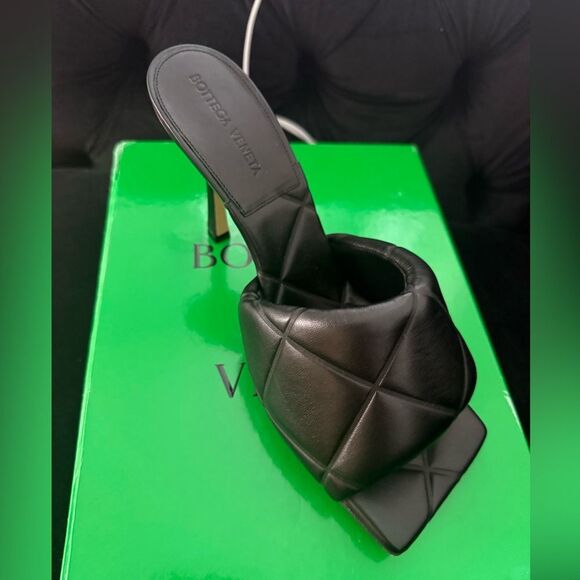 Brand new with dustbag Bottega Veneta Black Mules with Woven Design size 40 us10 - Picture 1 of 12